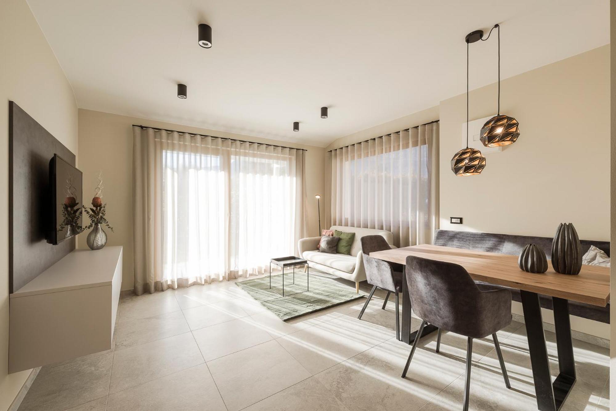 Boutique Hotel Wiesenhof - Adults Only Lana Dış mekan fotoğraf